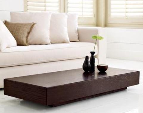 Bàn sofa được thiết kế theo phong cách bàn trà kiểu nhật vô cùng xinh xắn và bắt mắt