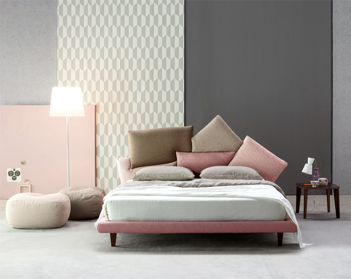 Không có màu xanh dương, nhưng những hồng thạch anh kết hợp với ghi xám và nâu cũng rất tuyệt vời cho một phòng ngủ.