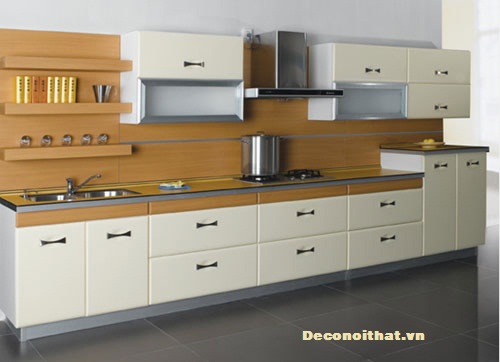 Tủ bếp nhỏ được thiết kế thêm phần lam trang trí mới lạ